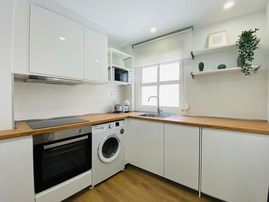 THYSSEN - Acogedor&moderno Apartamento junto al Museo Carmen Thyssen Málaga Esterno foto