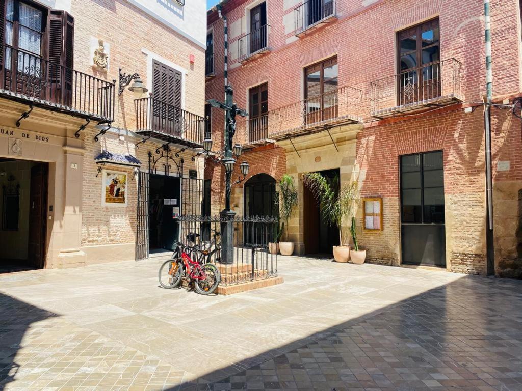 THYSSEN - Acogedor&moderno Apartamento junto al Museo Carmen Thyssen Málaga Esterno foto